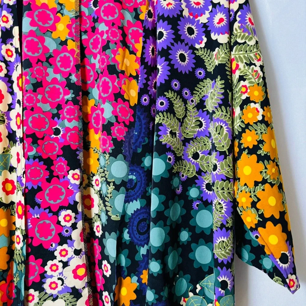 LuLaRoe Shirley Kimono Women L Multicolor Floral Patchwork Open Front Cardigan - Picture 5 of 5